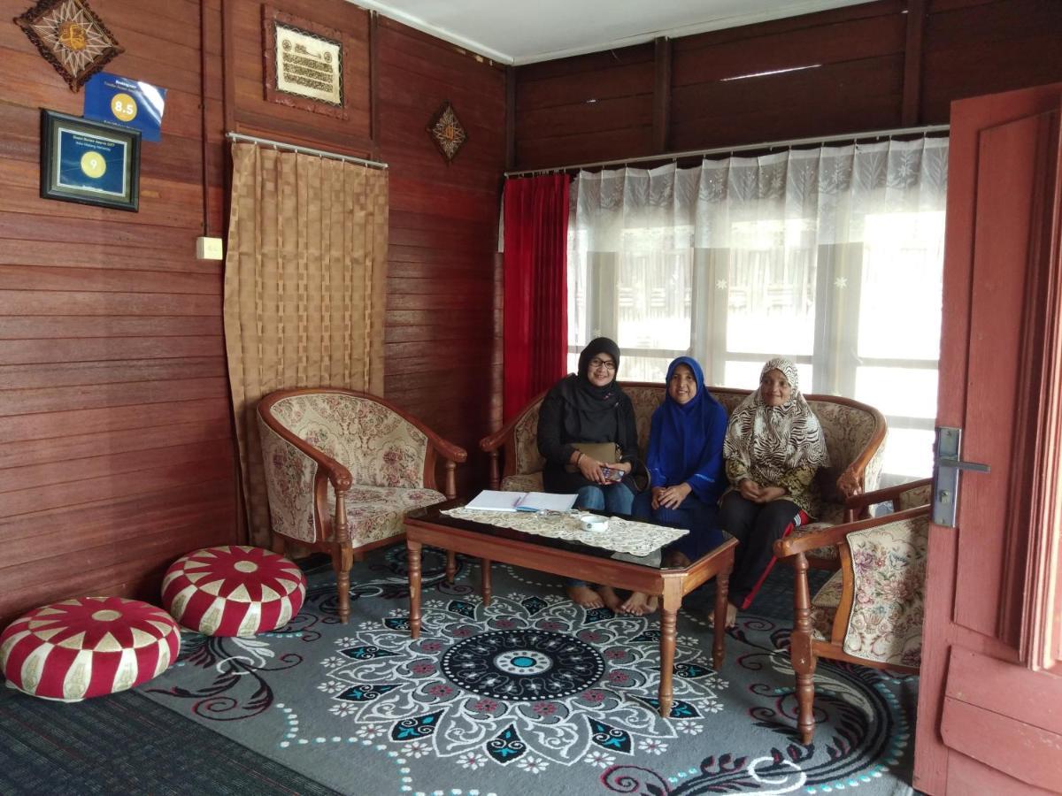 Koto Hilalang Homestay Bukittinggi Esterno foto