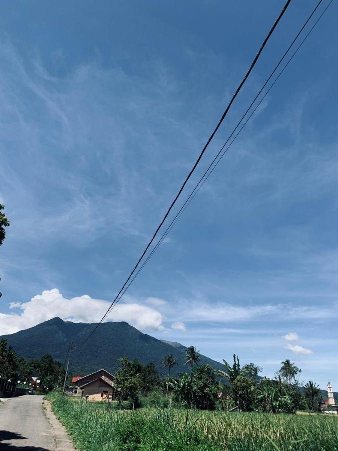Koto Hilalang Homestay Bukittinggi Esterno foto