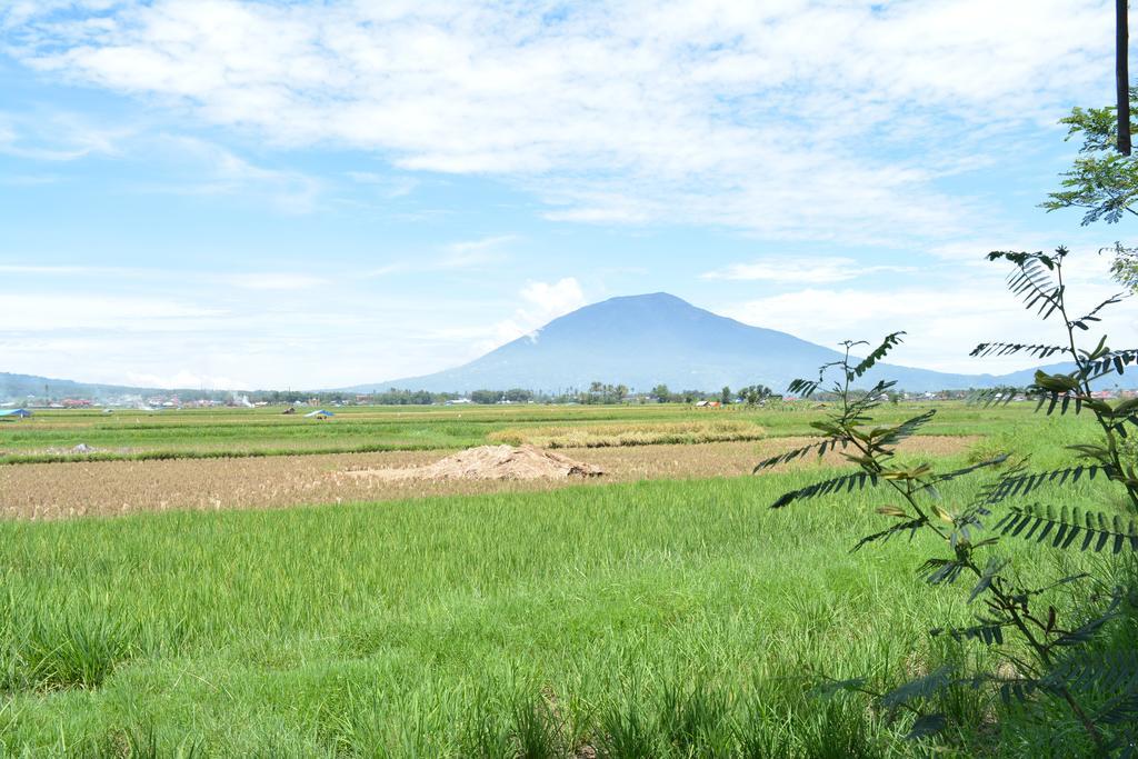 Koto Hilalang Homestay Bukittinggi Esterno foto